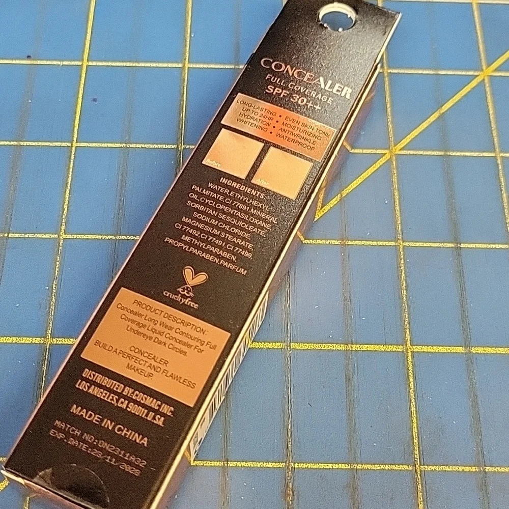 OZ E LAB Concealer SPF 30++ - 05 New Sealed Box